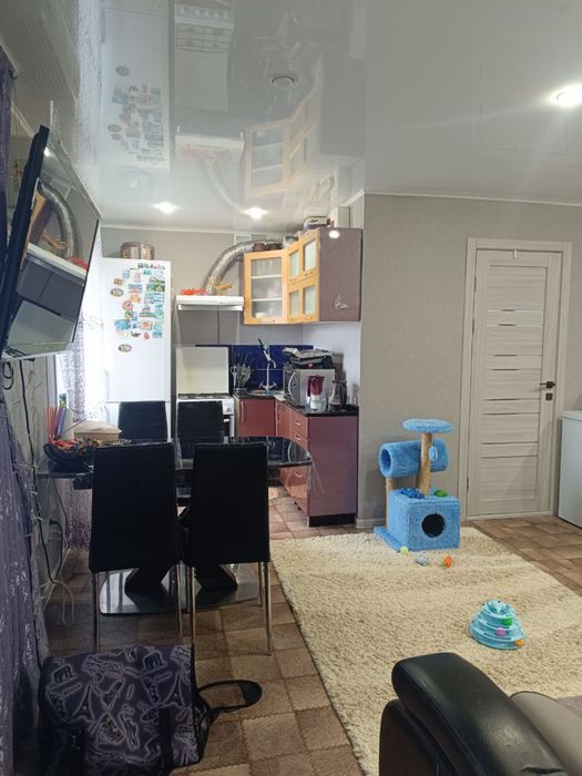 Продается 3 комнатная квартира