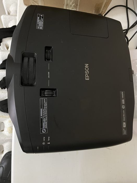 Проектор Epson LCD Projector — H528B