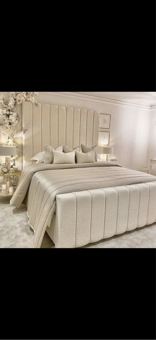 Pat tapitat pe comanda mobila domritor