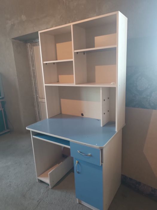 Компьютерный столик