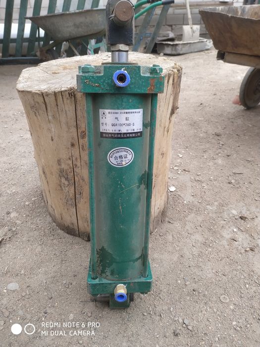 Гидравлический цилиндр