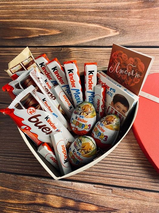 Киндер бокс сладости