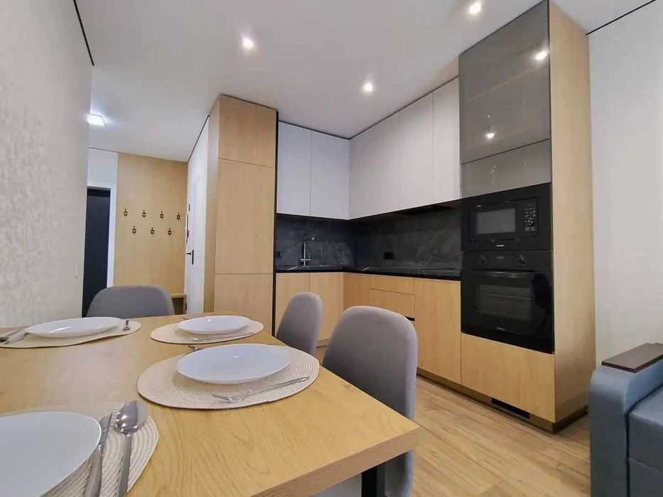 Дава се под наем Двустаен апартамент в София, Център - 65 кв.м за 397.8 € - Снимка #3