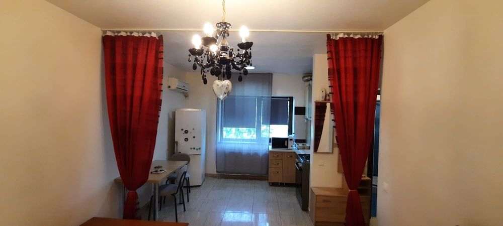 Închiriez garsoniera sec 3