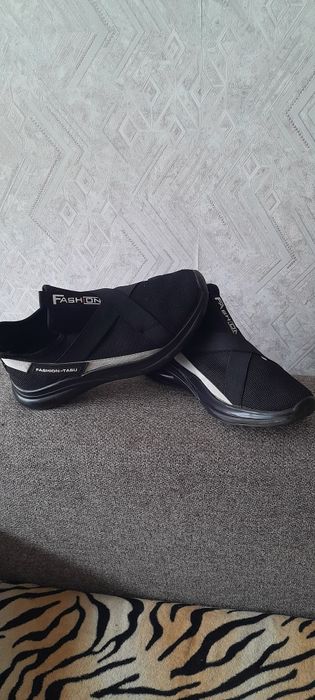 Продам обувь для мальчика