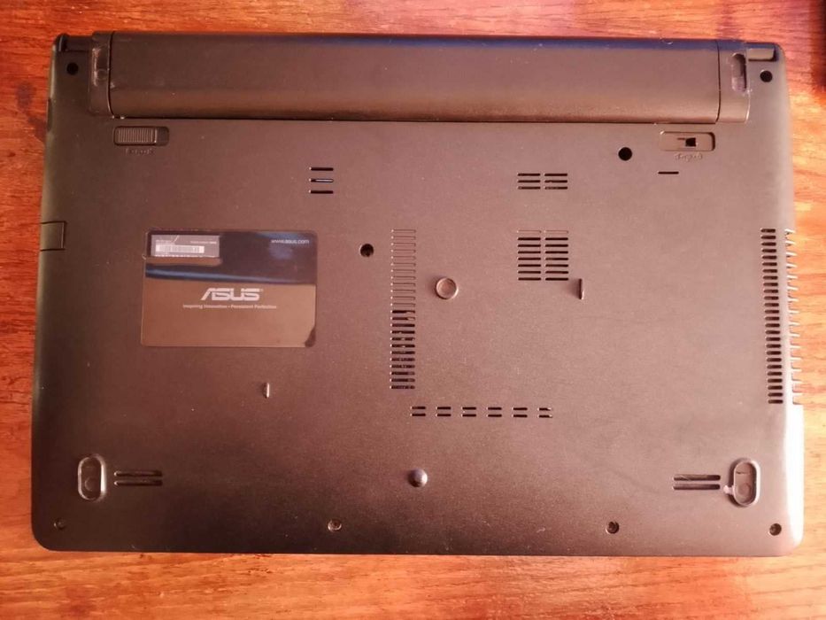 ASUS U31SD на части