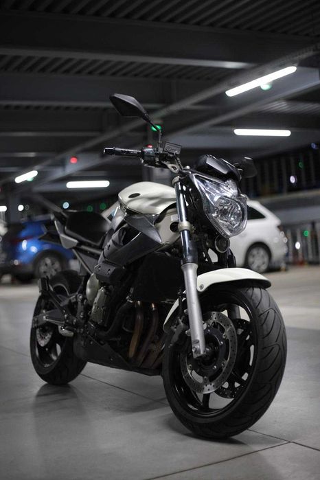 Motocicleta Yamaha XJ6 2010 A2 ( nu honda kawasaki cf moto aprilia)