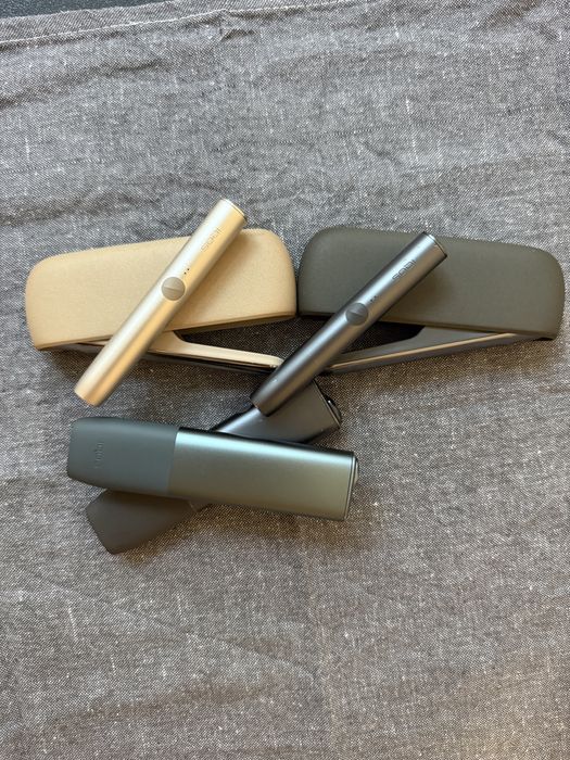 Vand 4 dispozitive Iqos