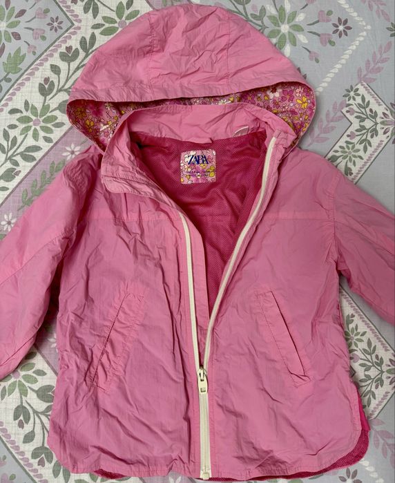 Ветровка на девочку