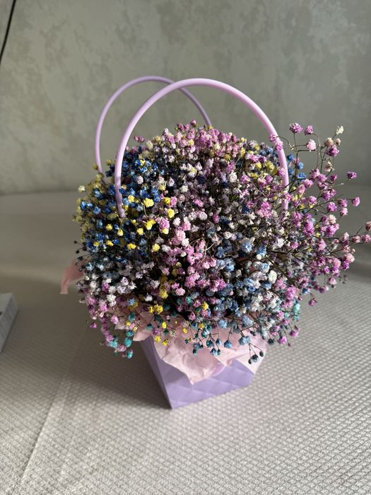 Свежие букеты цветов