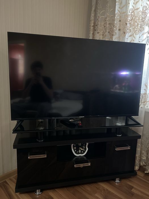 Продается телевизор Samsung 55