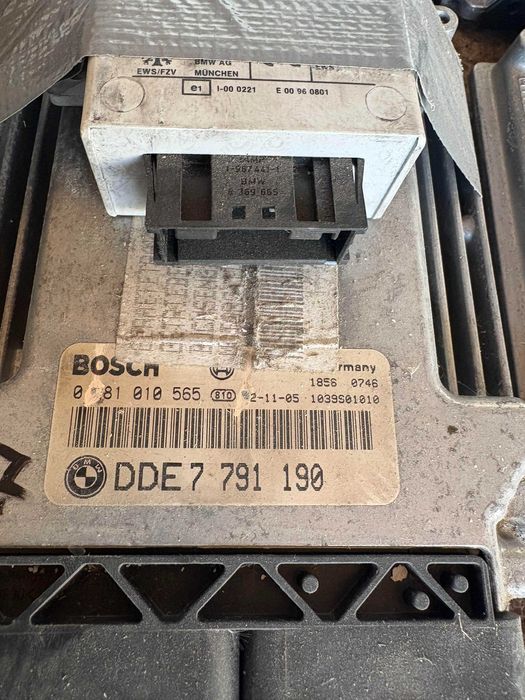 Компютър еку ecu електронен блок двигател бмв е46 320д 150кс евс