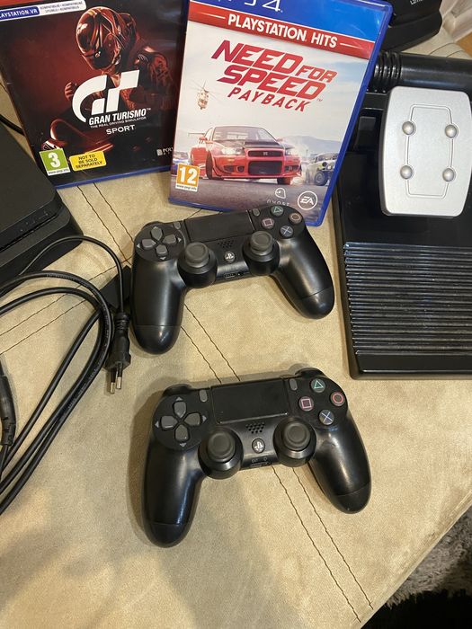 PS4 slim с волан с педали