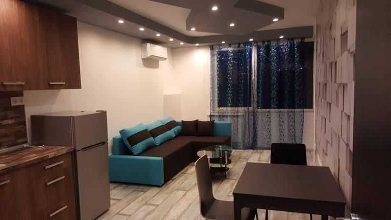 Продава се Двустаен апартамент в София, Банишора - 70 кв.м за 901 €/кв.м - Снимка #3