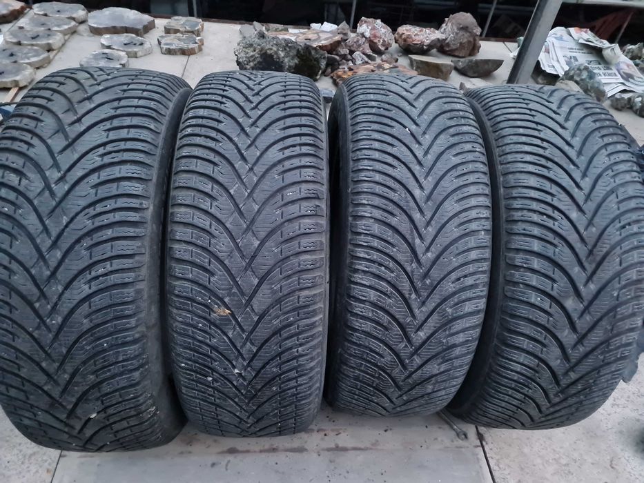 205 55 16 BF Goodrich Зимни гуми 6-7mm грайфер