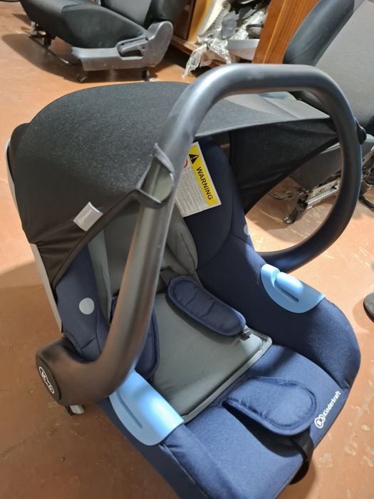 Продам автокресло