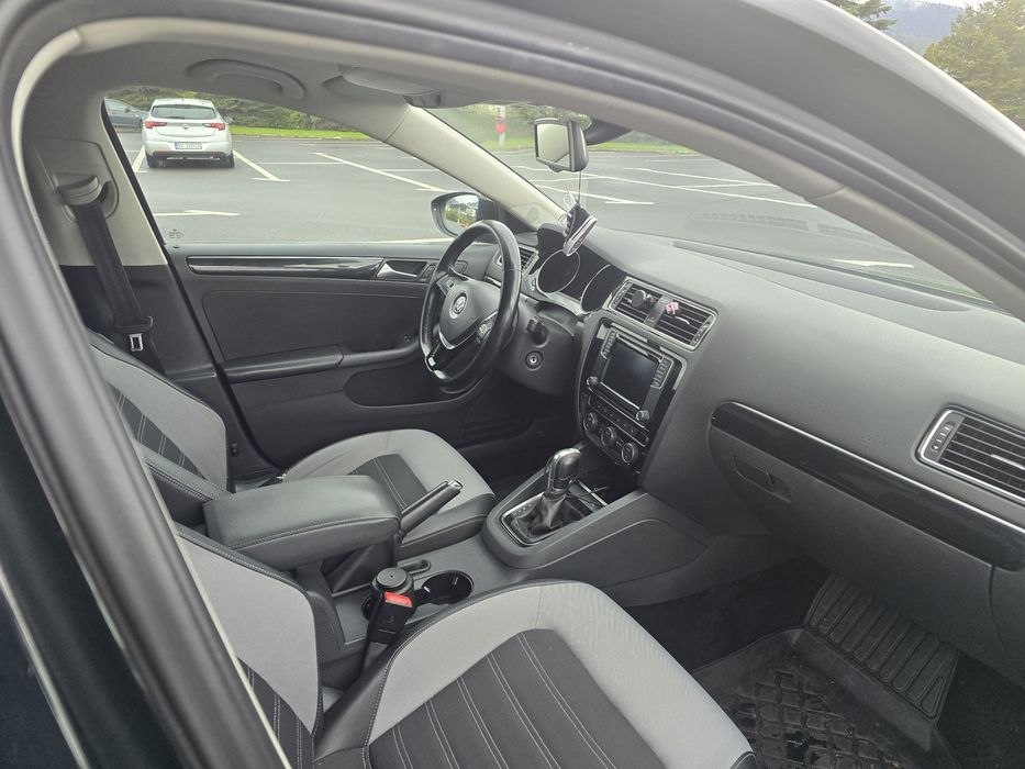 VOLKSWAGEN Jetta 2016 — imagine 4