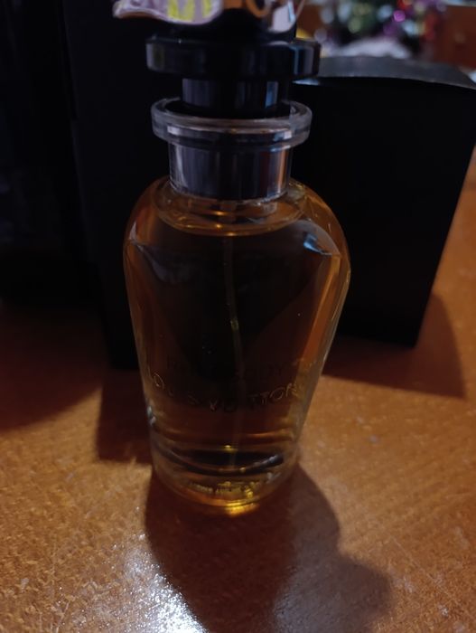 100% Оригинален Продавам парфюм