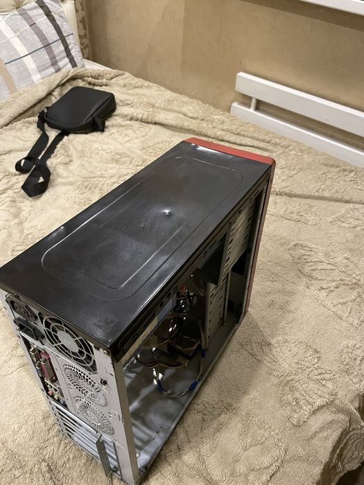 Продам системный блок срочно