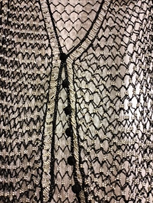 Продам жилетку из бисера!