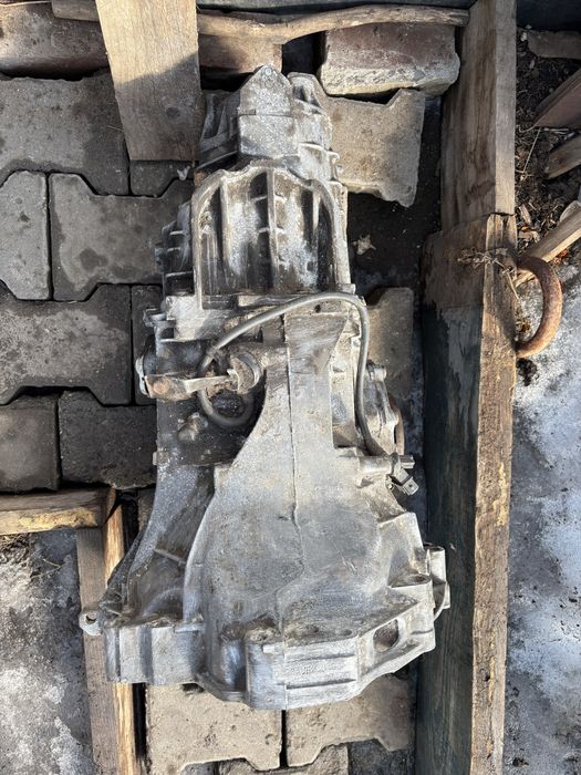 Продам коробку на ауди 80