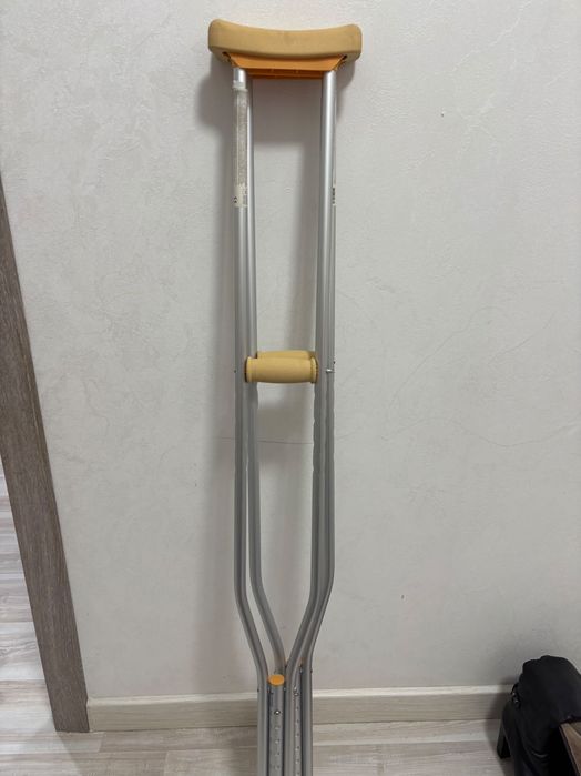 Костыли почти новая