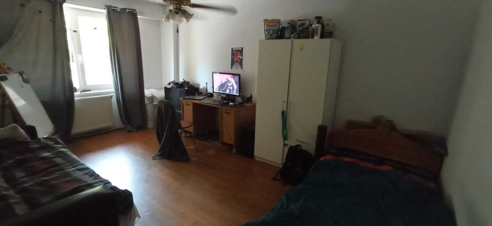 Apartment cu 4 camera