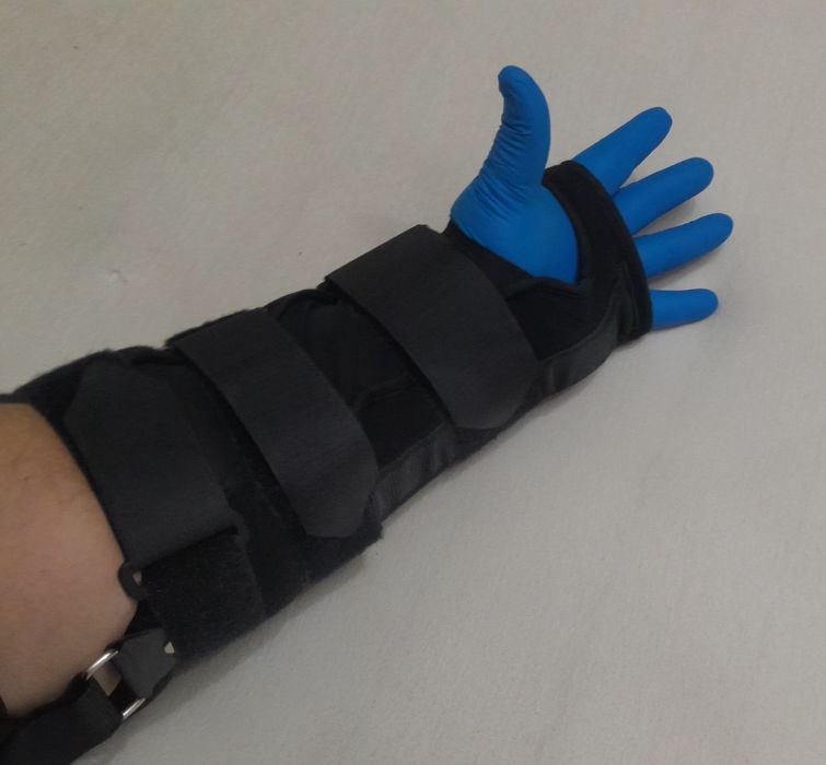 Orteza nouă BORT Medical imobilizare ptr braț cot și antebrat stâng