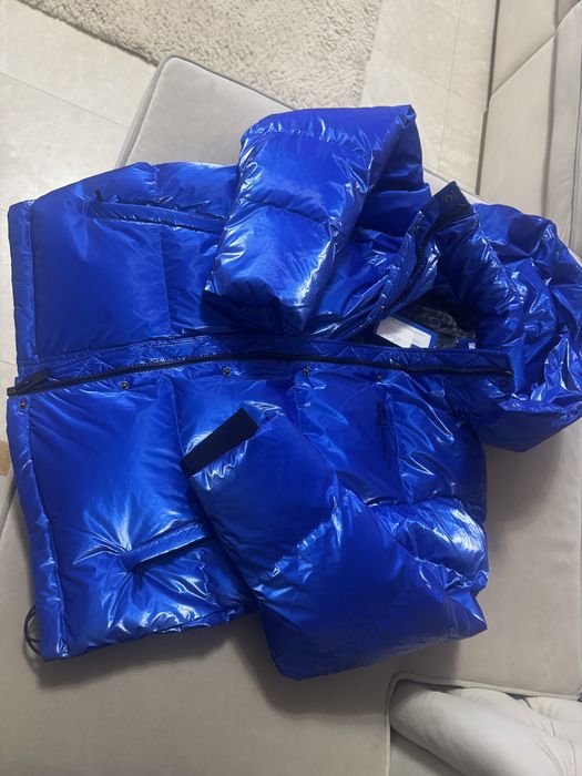 Vând geaca dama Karl