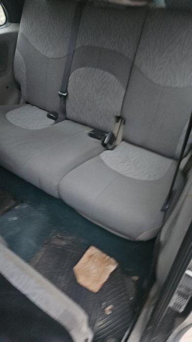 Vind LAND ROVAR 2004