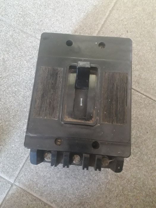 прекъсвач шалтер