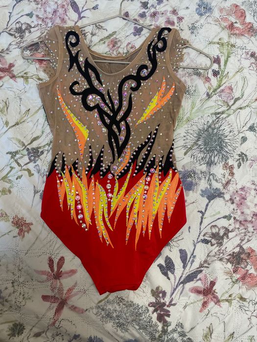 Трико за художествена гимнастика