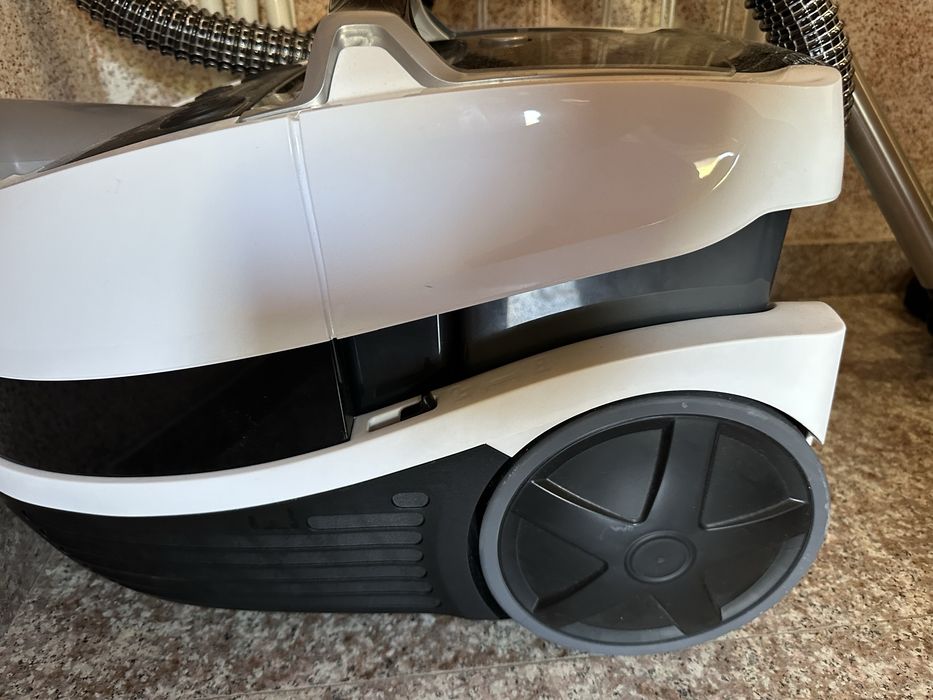 Прахосмукачка Bosch