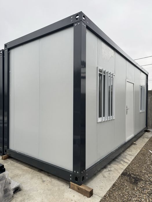Vand containere modulare cu piese de colt
