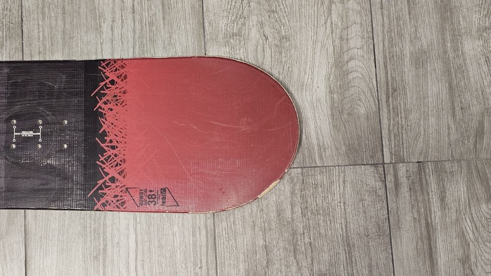 Vând placa snowboard 138 cm