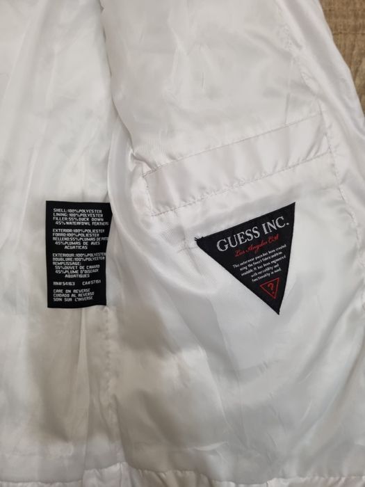 Дамско яке с пух Guess