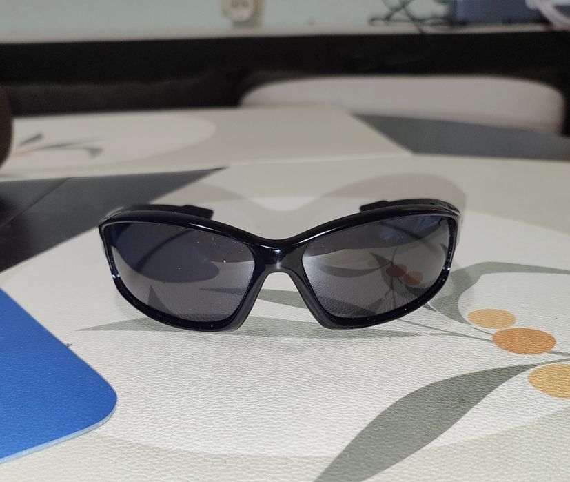 Нови мъжки  слънчеви очила Goggle ,черен гланц ,черни лещи 40  лв