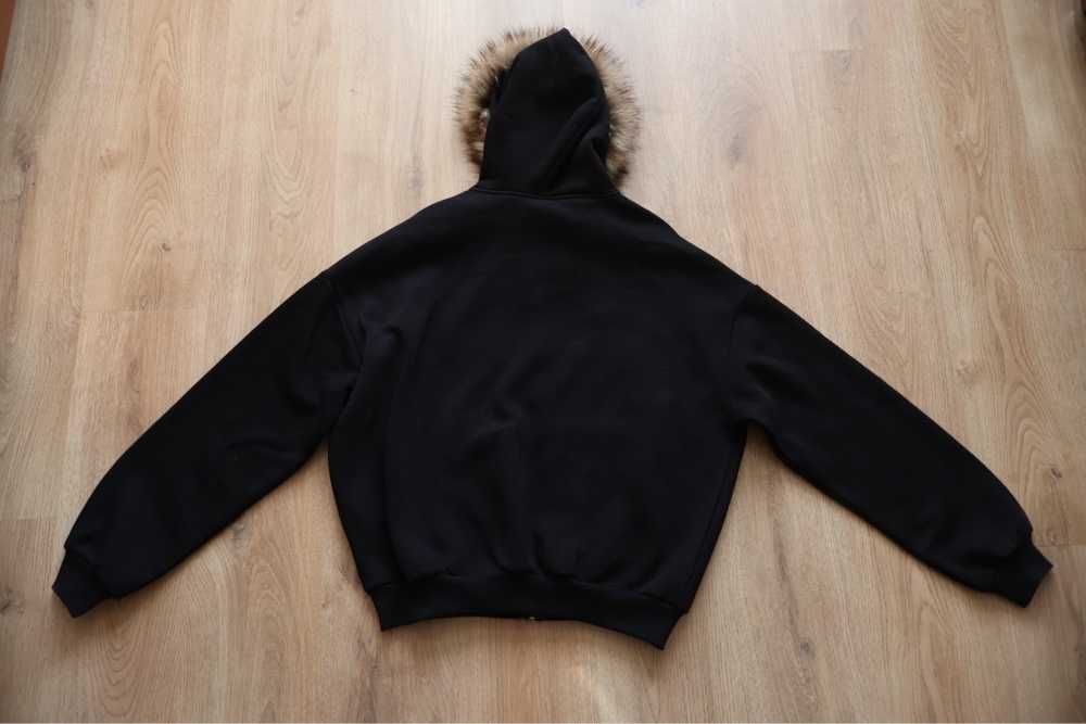 Черен Y2K суичър с пухена качулка (Fur hood)