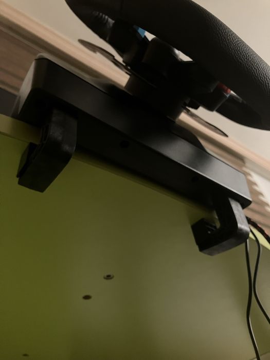 Волан за PS4,PS5,PC + игра The Crew Motorfest чисто нова!