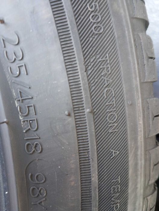 235 45 18 Hankook Kinergy 4S M+S