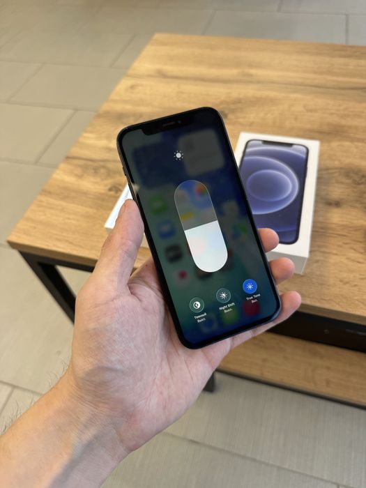 Iphone 12 с документами продам