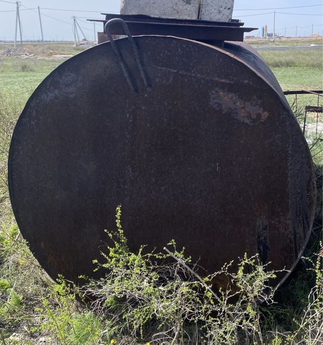 Продаю бочку 4-5 м3