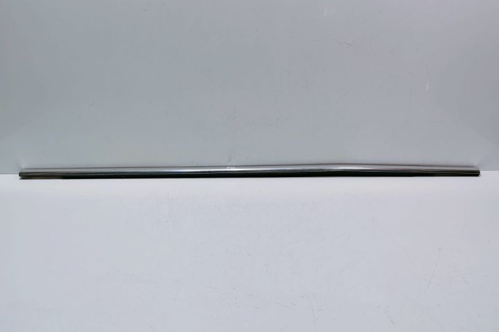 Ornament crom dreapta spate   3C9839476E Volkswagen VW Passat B7