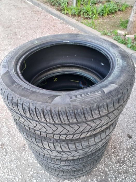 Гуми 235/55/19 Pirelli scorpion winter