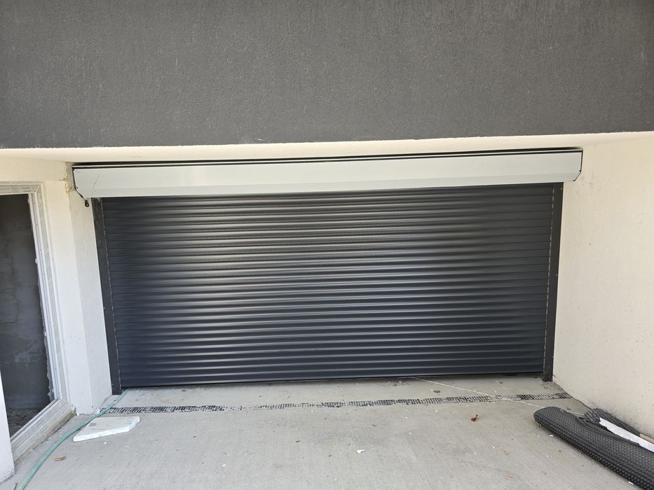 Usi-garaj rulpu,din aluminiu