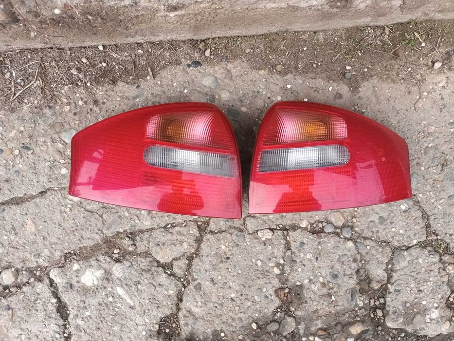 ляв и десен стоп за ауди а6 ц5 седан AUDI A6 C5