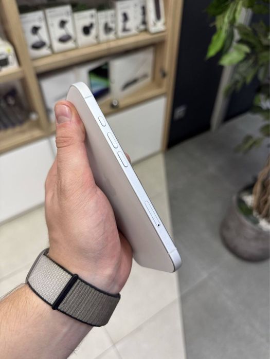 iPhone 16 100% новый