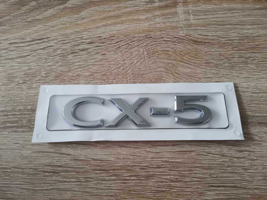 Сребрист надпис Mazda CX-5 нов стил