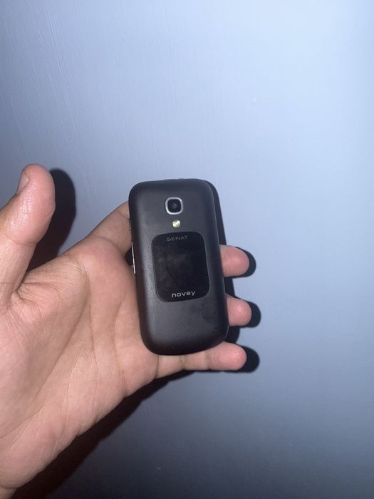 Novey senat dualsim gsm