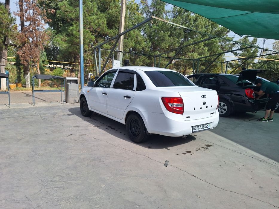 Lada Granta 2013
